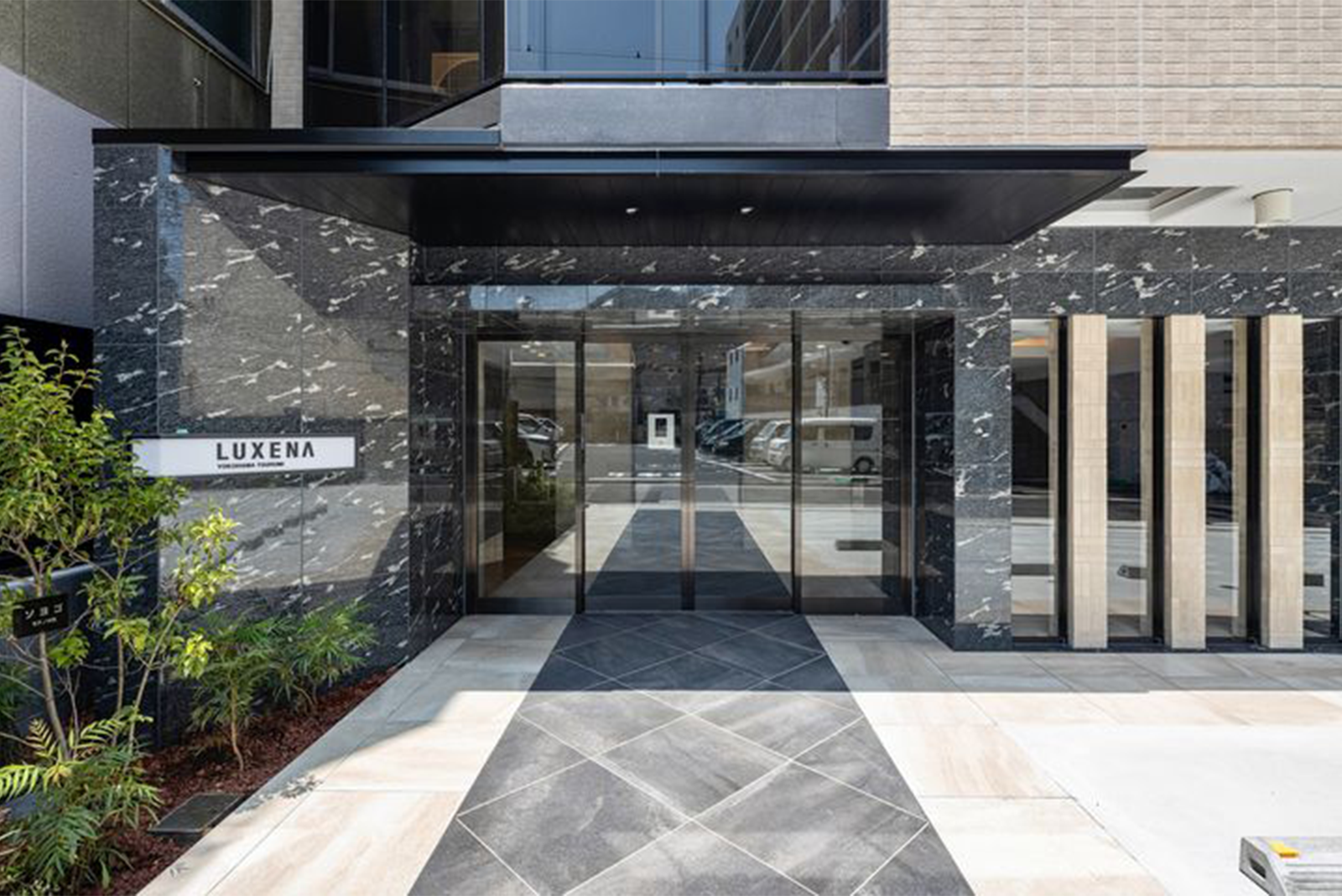 ラグゼナ横浜鶴見